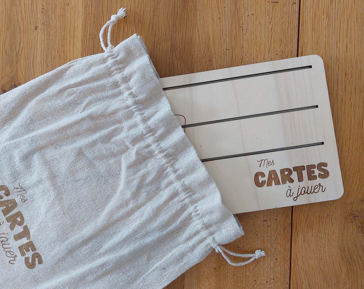 support-cartes-a-jouer-bois