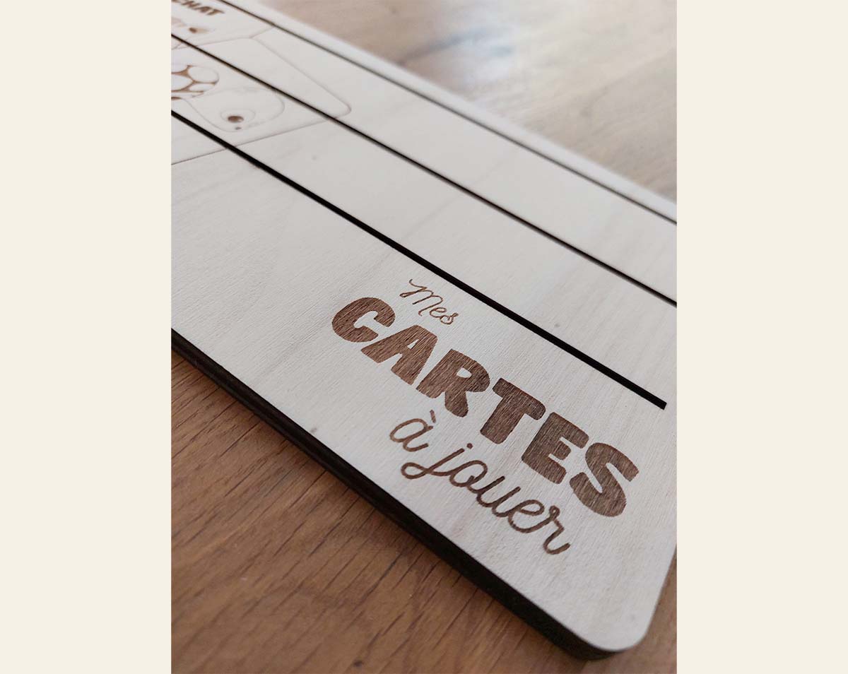 support-cartes-a-jouer-bois