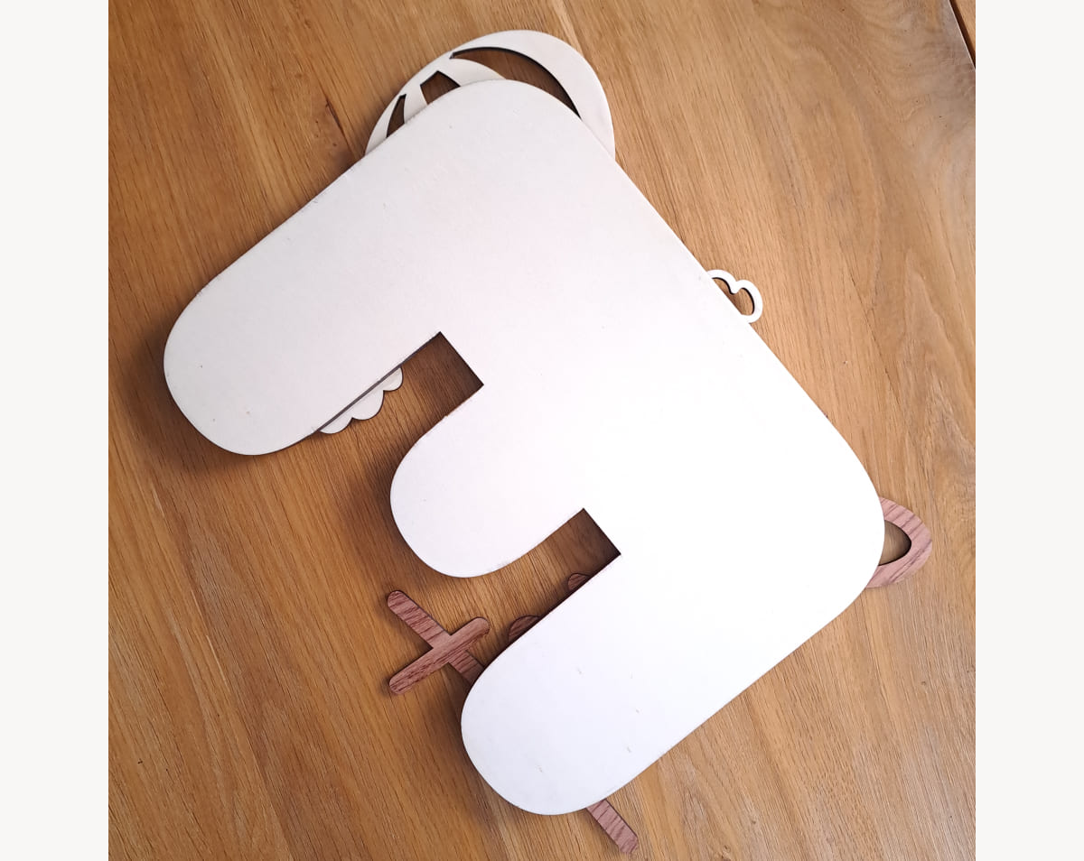 lettre prénom en bois personnalisée décoration chambre bébé