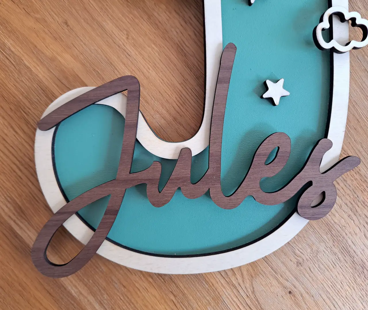 lettre-j-bois-personnalisee-jules