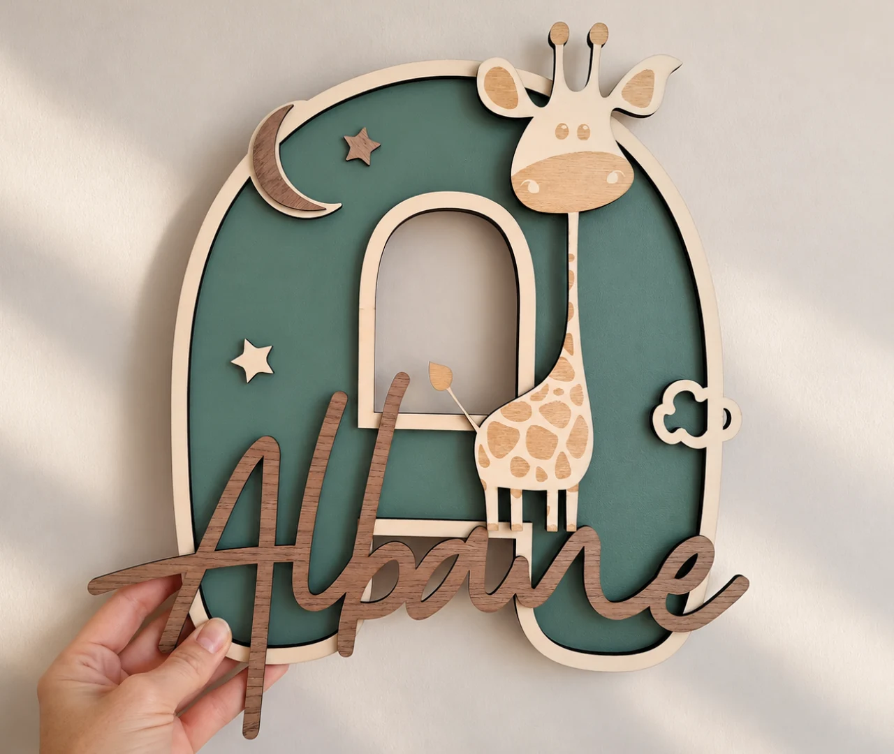 lettre-prenom-bois-personnalisee-girafe